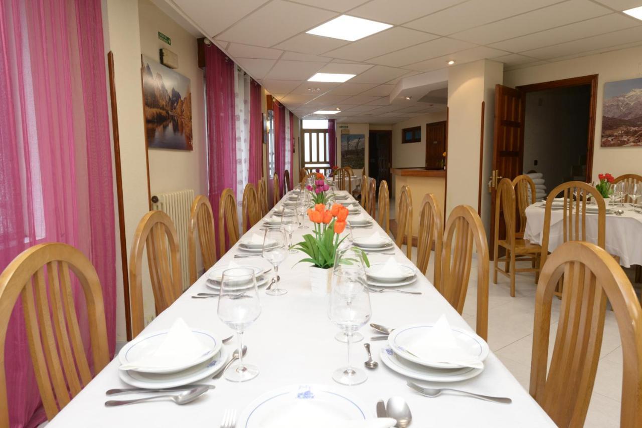 Hostal Casa Abascal Посада-де-Вальдеон Экстерьер фото