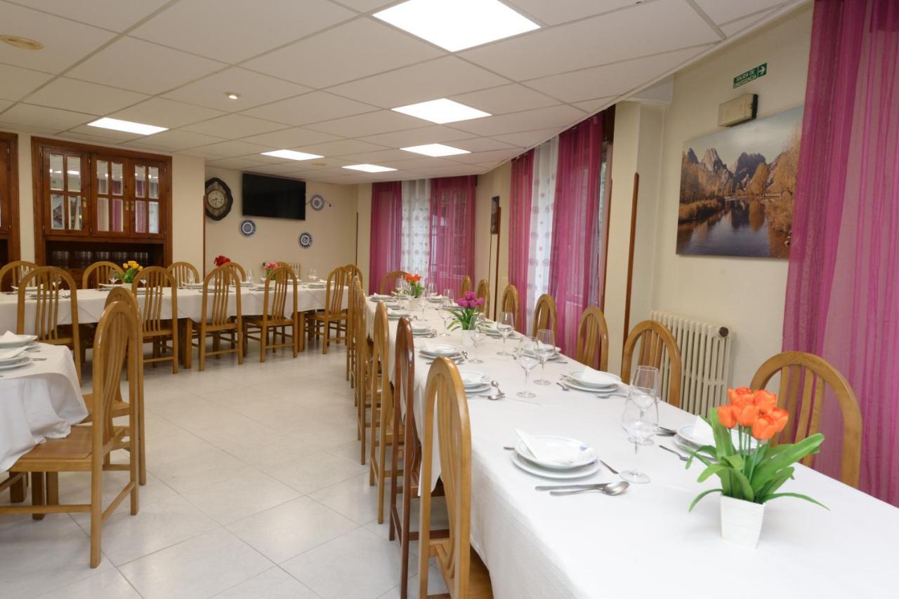 Hostal Casa Abascal Посада-де-Вальдеон Экстерьер фото