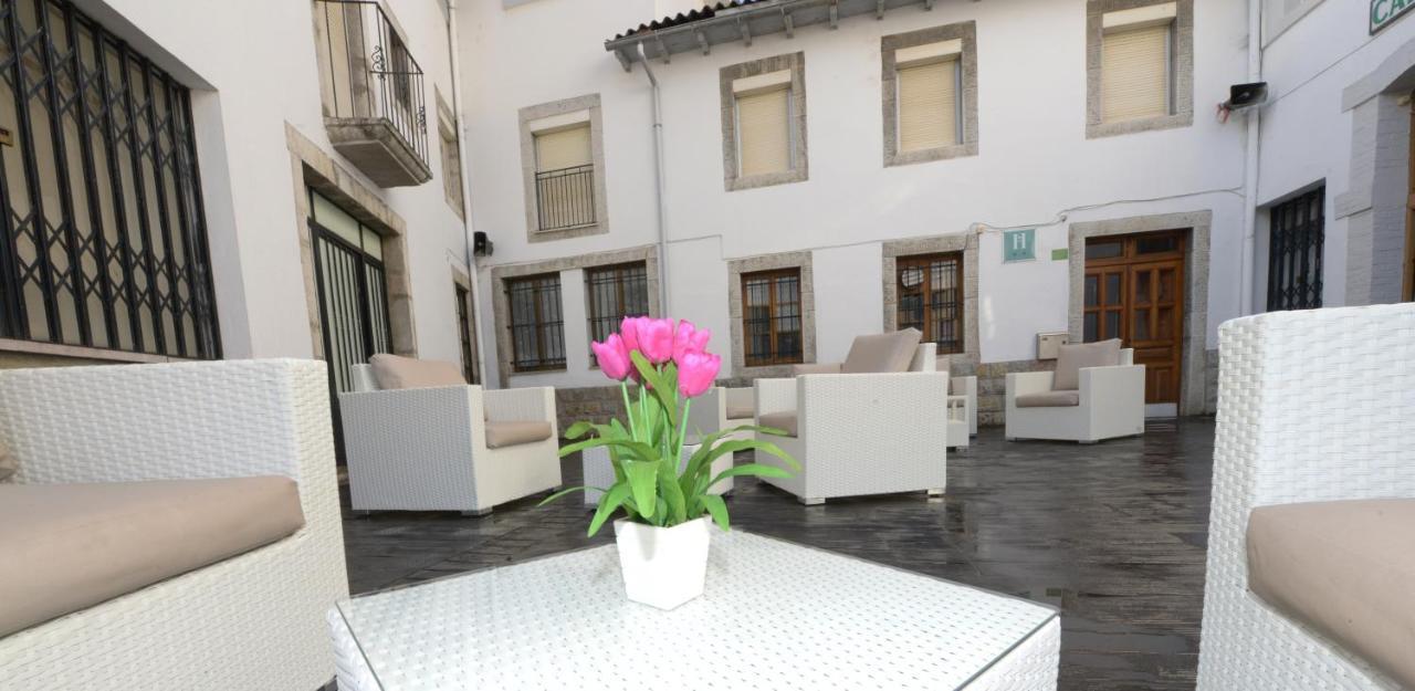 Hostal Casa Abascal Посада-де-Вальдеон Экстерьер фото