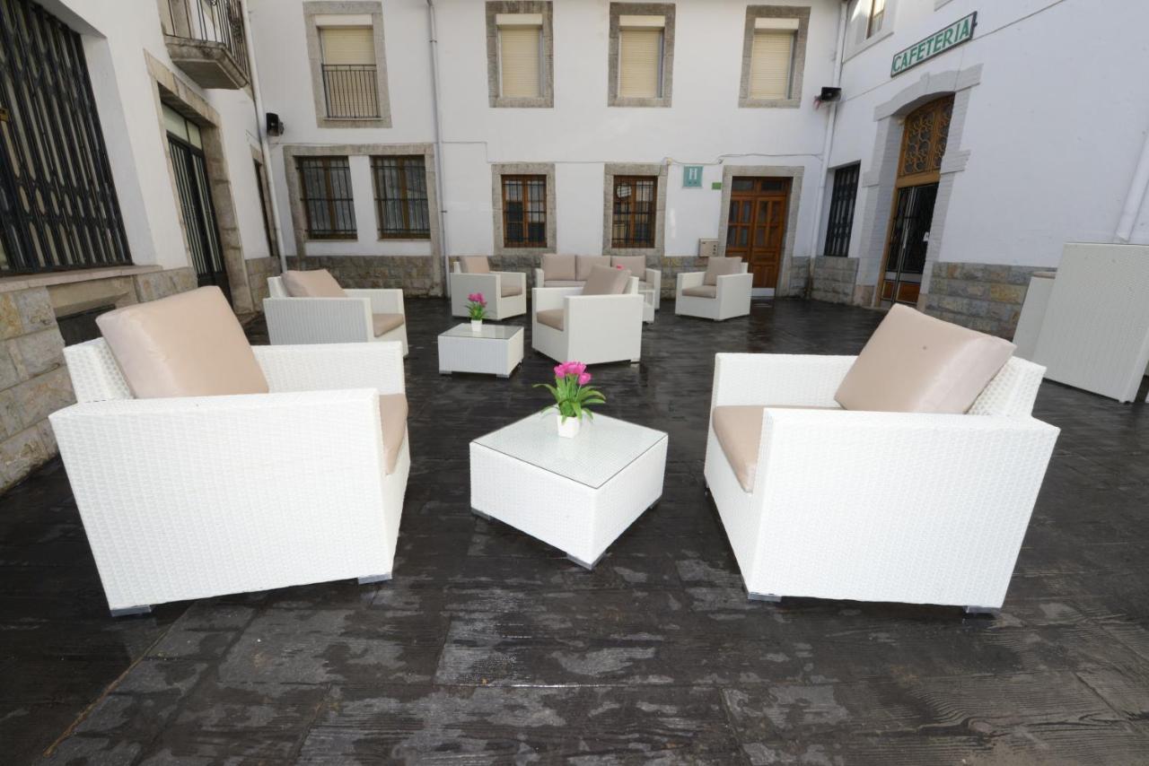 Hostal Casa Abascal Посада-де-Вальдеон Экстерьер фото
