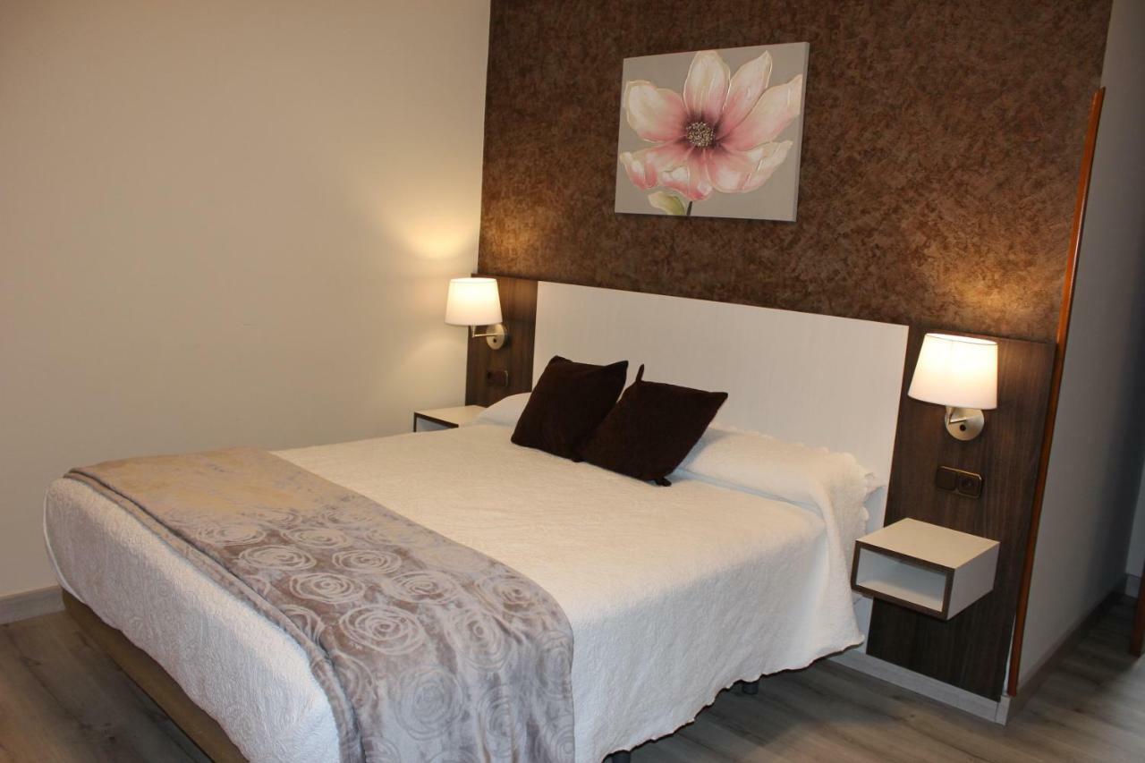 Hostal Casa Abascal Посада-де-Вальдеон Экстерьер фото