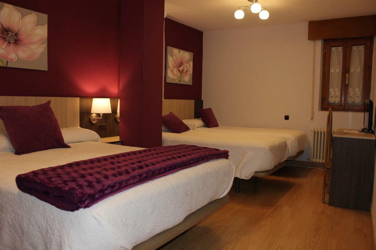 Hostal Casa Abascal Посада-де-Вальдеон Экстерьер фото